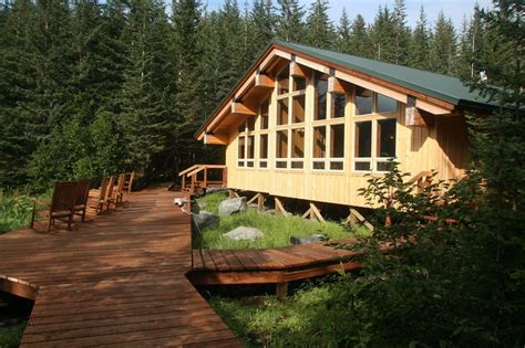 Unwind in Kenai's Natural Paradise: Top Accommodations for Relaxation
